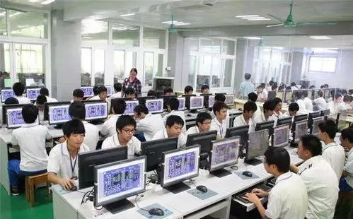 家有初高中学生的巴彦淖尔家长 计算机软件开发与维修，助力孩子挑战未来高薪